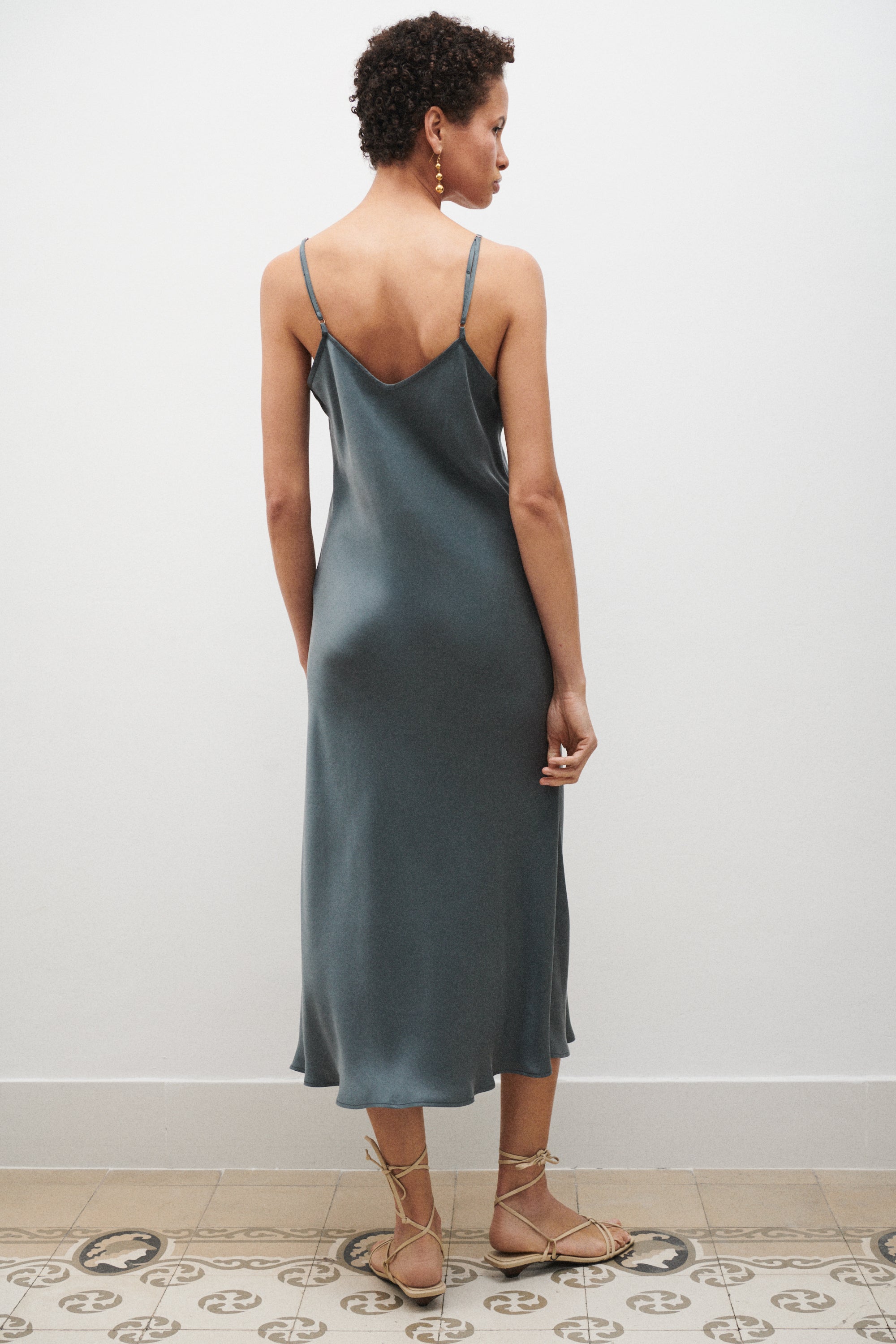 90S SLIP DRESS SLATE